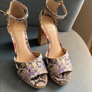 Vinci Camuto Snake/Floral Print Heels